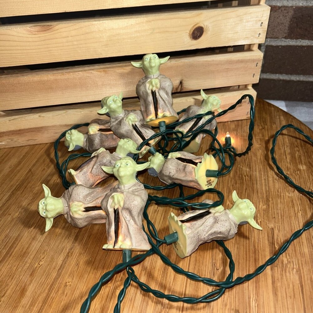 Star Wars Yoda Holiday Christmas Light Set Of 9 Lucas film 2008 Room decor